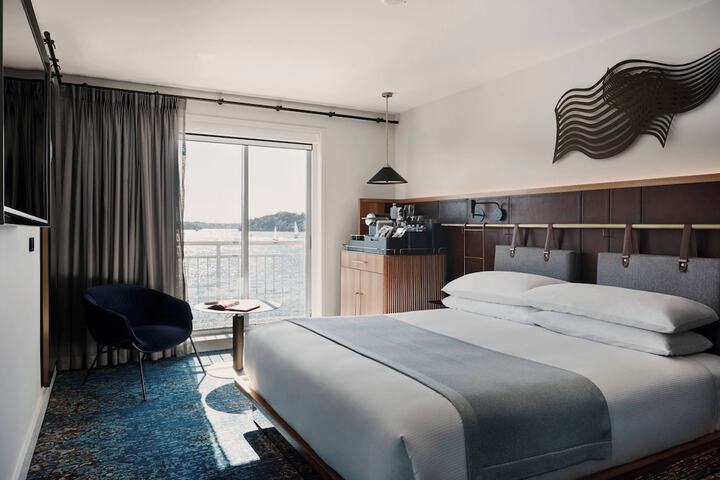 Room 46 of 164