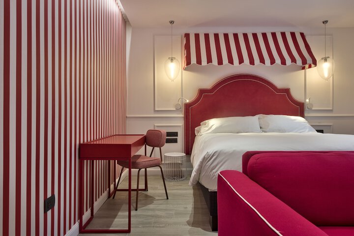 Room 20 of 93