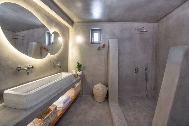 Room 60 of 75