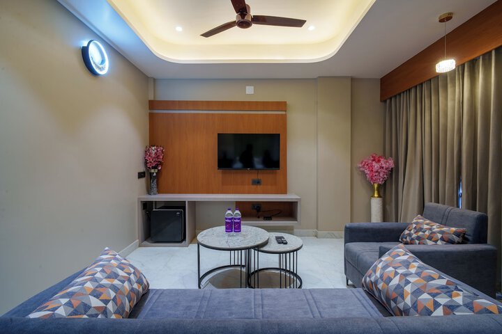 Room 19 of 48
