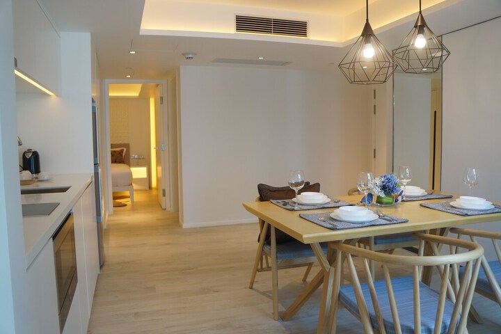 Room 43 of 68