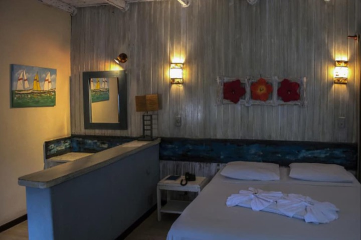 Room 8 of 40