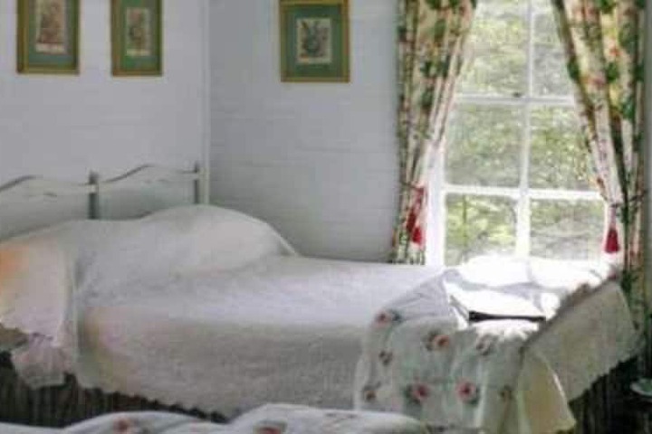 Room 13 of 26