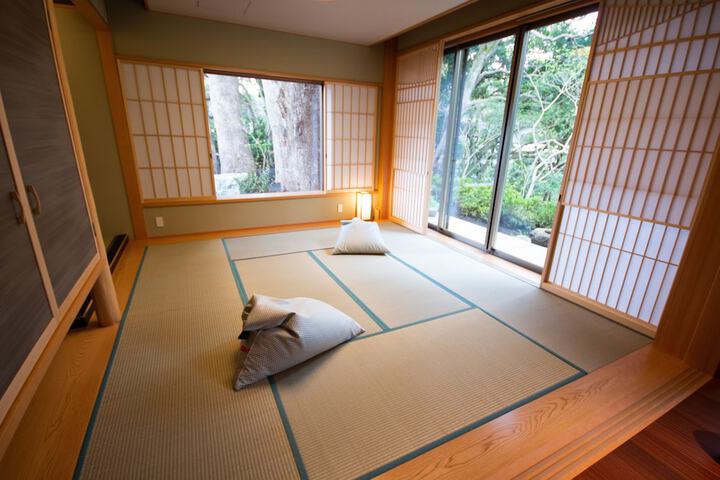 Room 48 of 103
