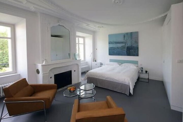 Room 12 of 40