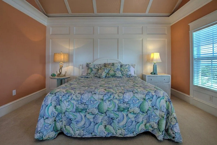 Room 2 of 22