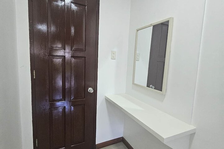 Room 25 of 61
