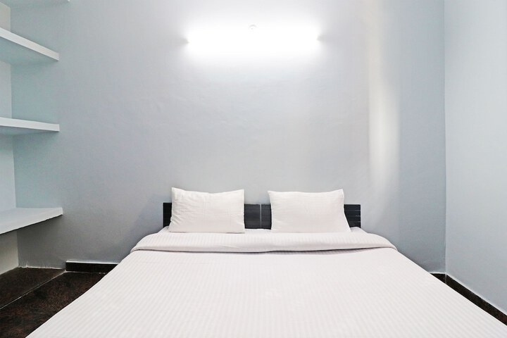 Room 5 of 25