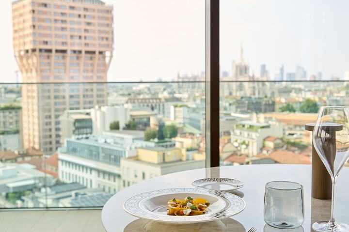 Dining 49 of 72