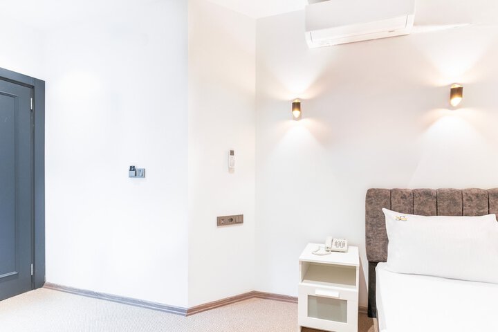 Room 14 of 47