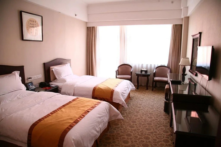 Room 8 of 20