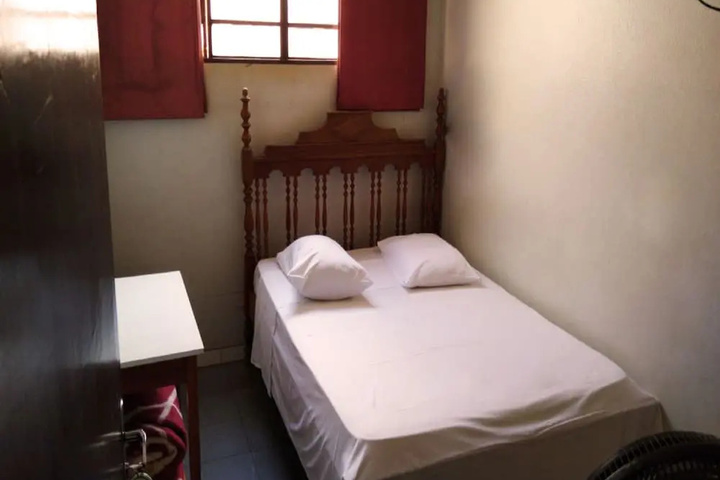 Room 2 of 13