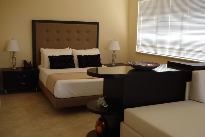 Room 18 of 129