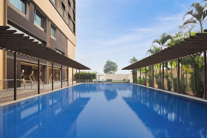 Hotel with Pool