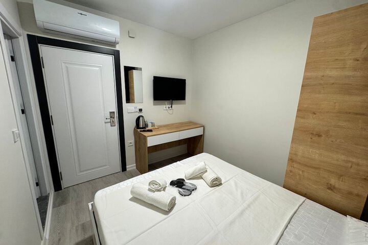 Room 18 of 35