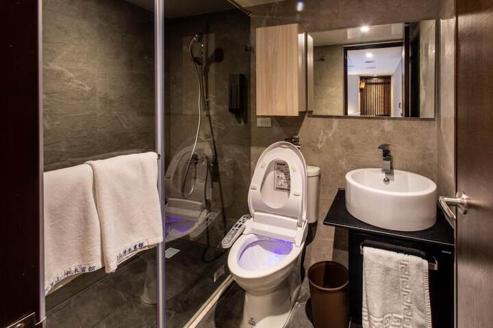 Bath Interior