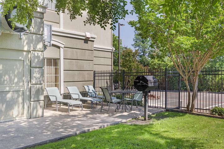 BBQ/picnic area