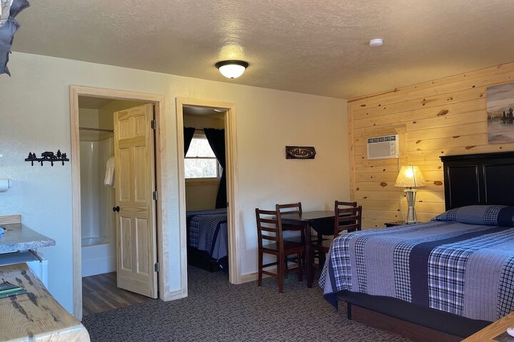 Room 28 of 154
