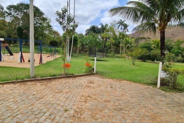 Property Grounds 38 of 58