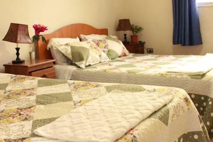Room 16 of 33