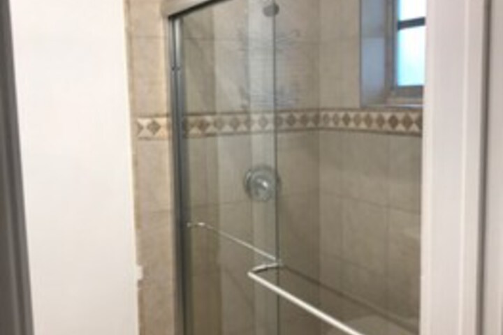 Room 4 of 20