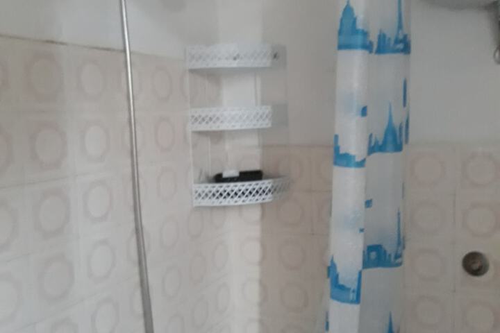 Room 17 of 20