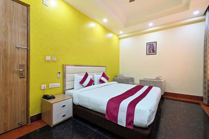 Room 16 of 49