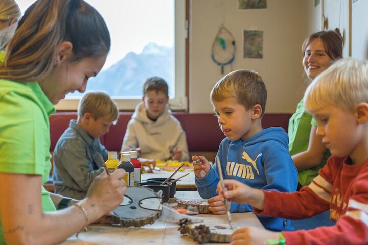 Childrens Activities 42 of 63