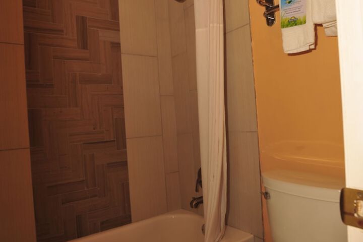 2 Double Beds Accessible (5 of 12)