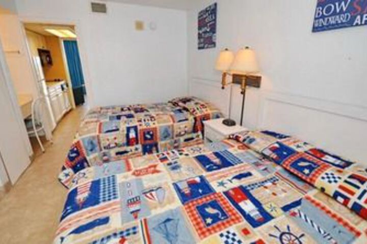 Room 13 of 31