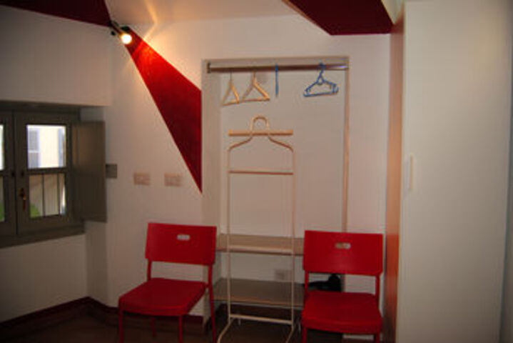 Room 21 of 47