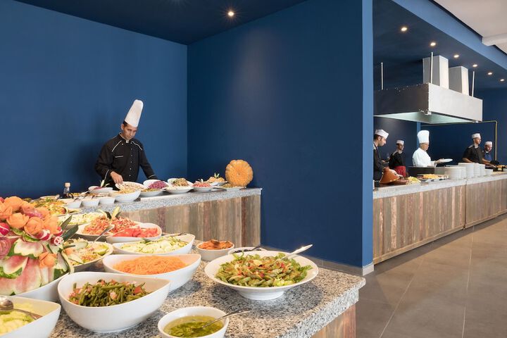Dining 115 of 147