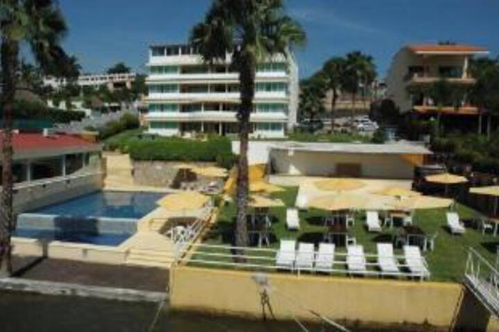 Hotel en Tequesquitengo Gran Horizonte