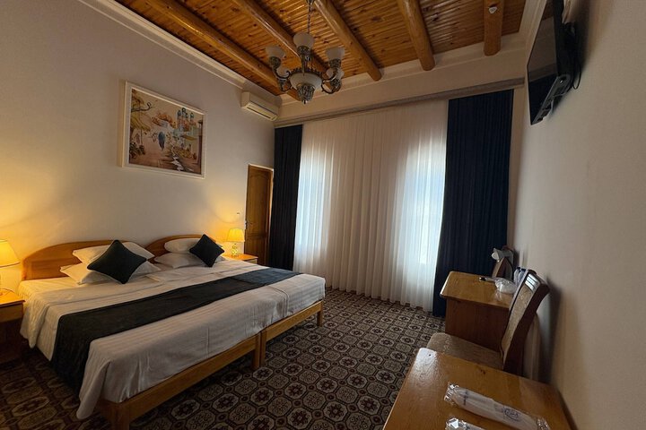 Room 5 of 67