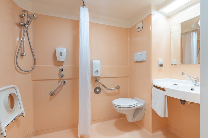 Room 20 of 56