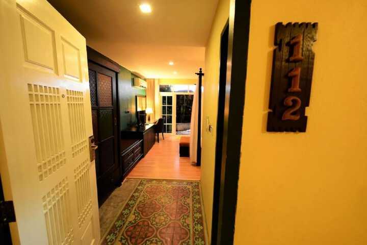Room 19 of 124