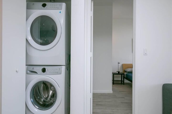 Laundry 11 of 84