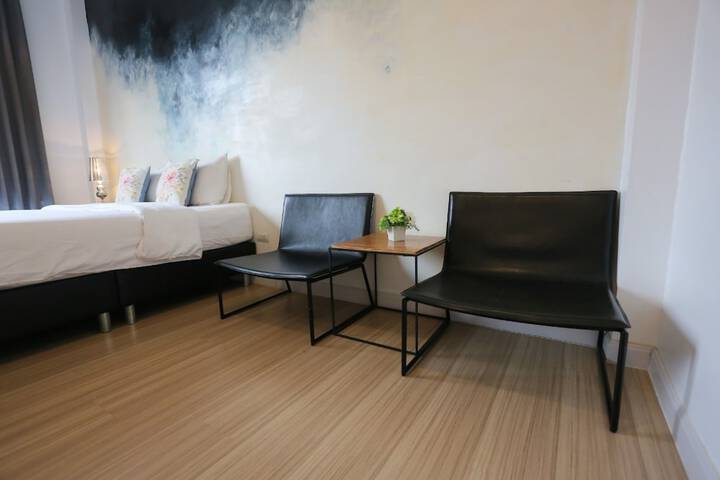 Room 40 of 105