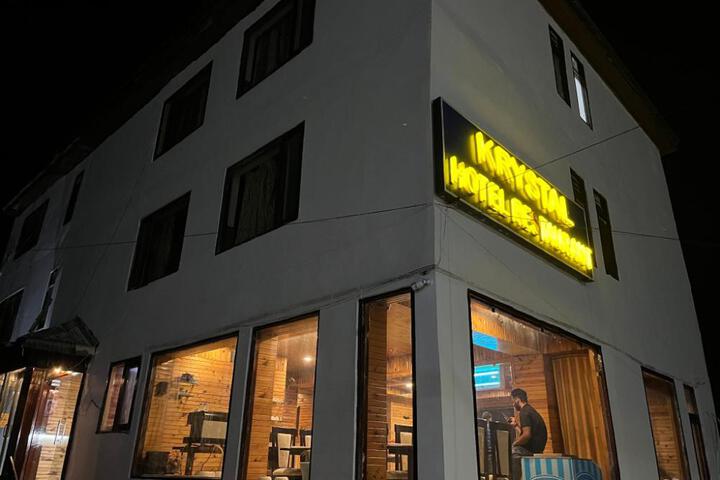 Hotel Krystal & Restaurant