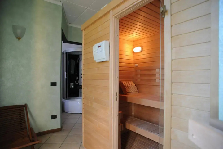Room 3 of 14