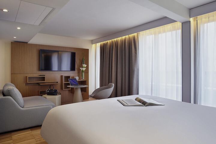 Room 21 of 52