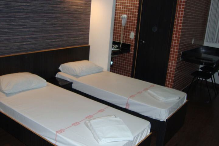 Room 35 of 59