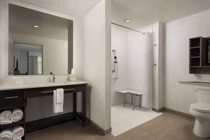 Bathroom shower