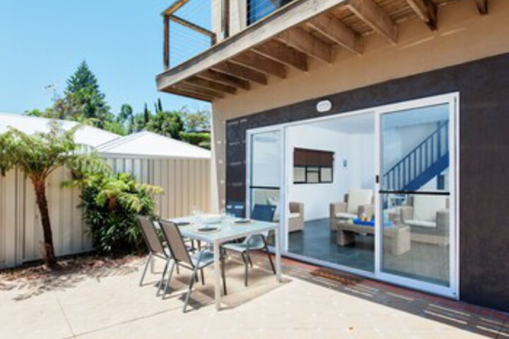 Terrace/Patio 14 of 16