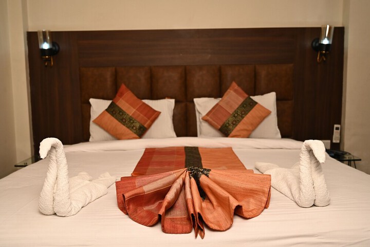 Room 3 of 26