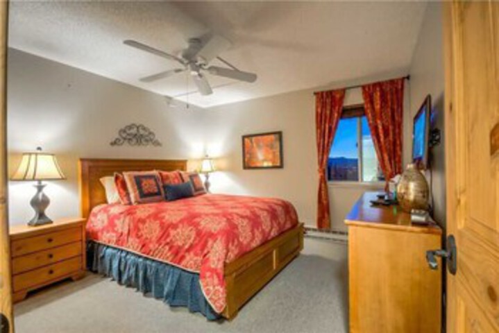 Room 8 of 22