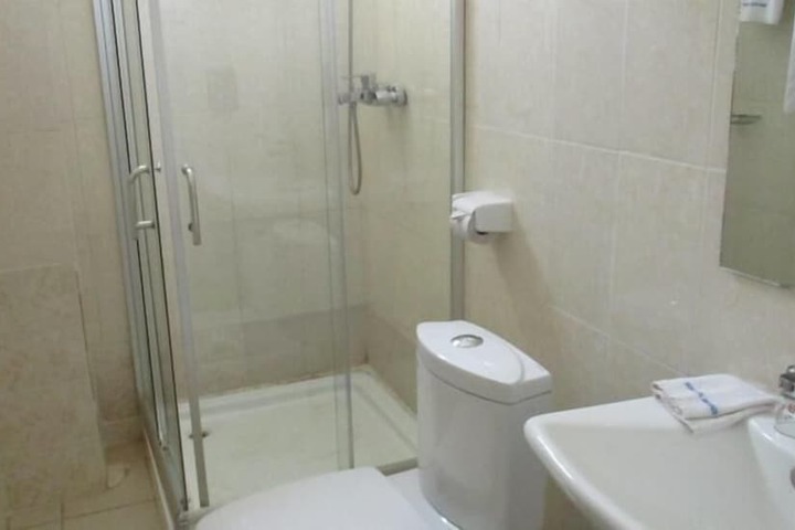 Room 20 of 29