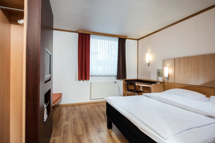 Room 7 of 21