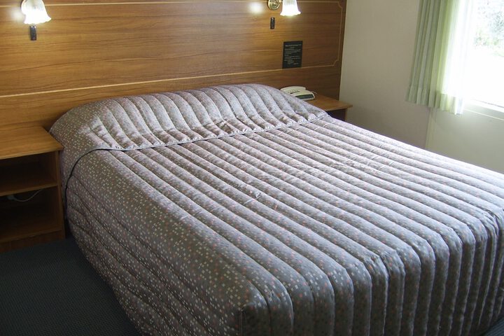 Room 9 of 87