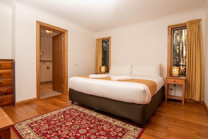 Room 8 of 50